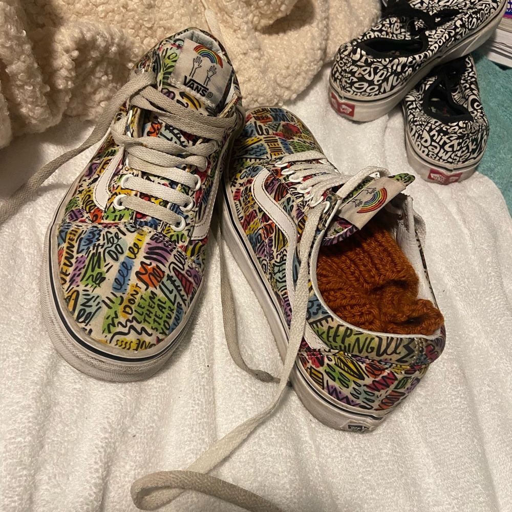 Limited Edition Vans - Picture 2 of 3